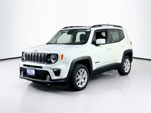 Used 2019 Jeep Renegade Latitude w/ Cold Weather Group AWD/4WD image 1