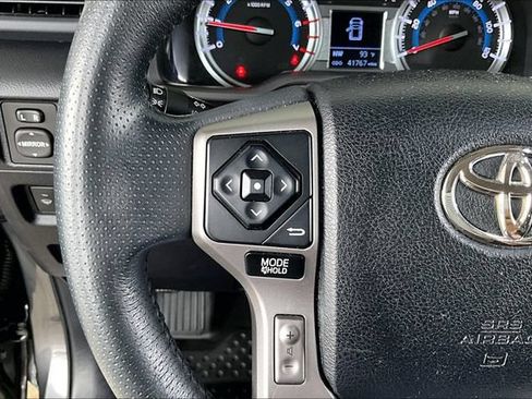 Used 2019 Toyota 4Runner SR5 Premium RWD image 10