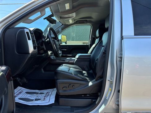 Used 2019 GMC Sierra 2500 SLT w/ Duramax Plus Package image 21