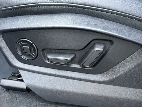 Used 2022 Audi Q7 3.0T Premium image 13