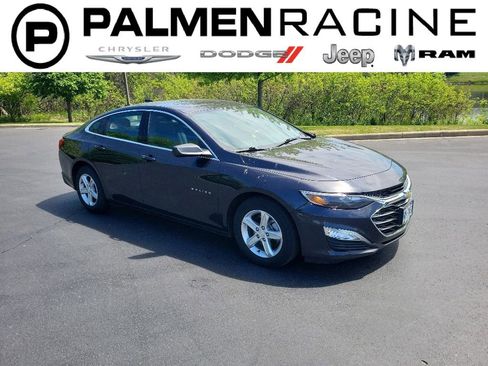 Used 2022 Chevrolet Malibu LS FWD image 1