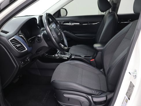 Used 2022 Kia Seltos S AWD/4WD image 8