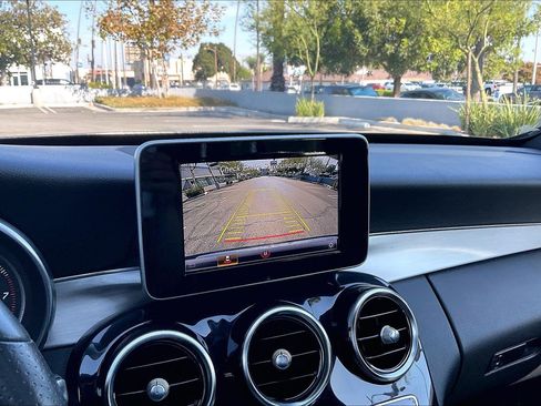 Used 2018 Mercedes-Benz C 300 4MATIC Sedan image 28