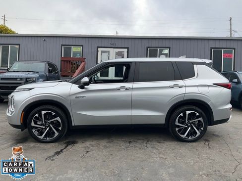 Used 2024 Mitsubishi Outlander SE image 5