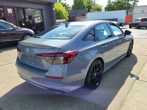 Used 2025 Honda Civic Sport image 5