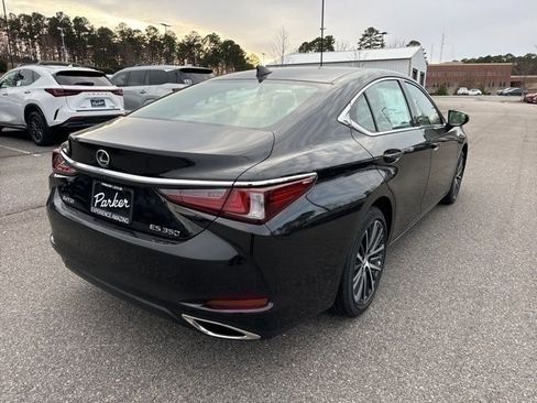 New 2025 Lexus ES 350 w/ Premium Package image 4