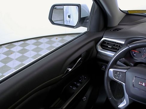 Used 2020 GMC Acadia SLT image 21