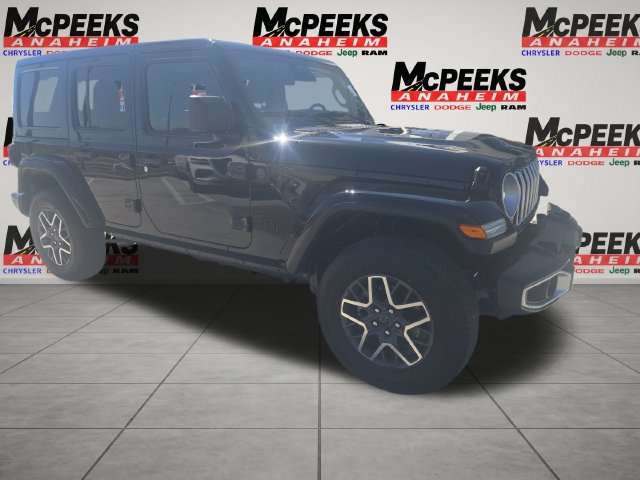 Used 2026 Jeep Wrangler Unlimited Sahara AWD/4WD image 7