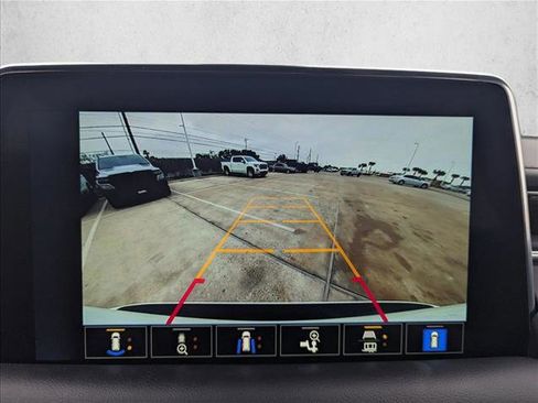 Used 2022 Chevrolet Tahoe LT w/ Luxury Package image 12