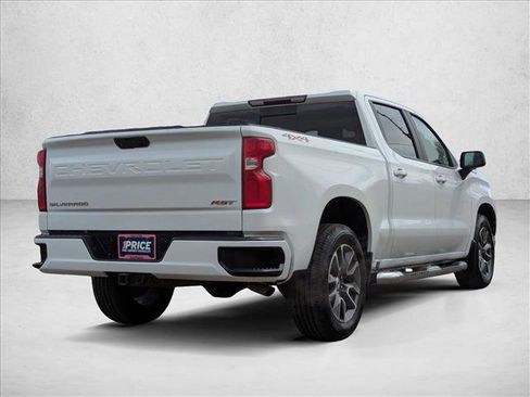 Used 2022 Chevrolet Silverado 1500 RST w/ Convenience Package II AWD/4WD image 5