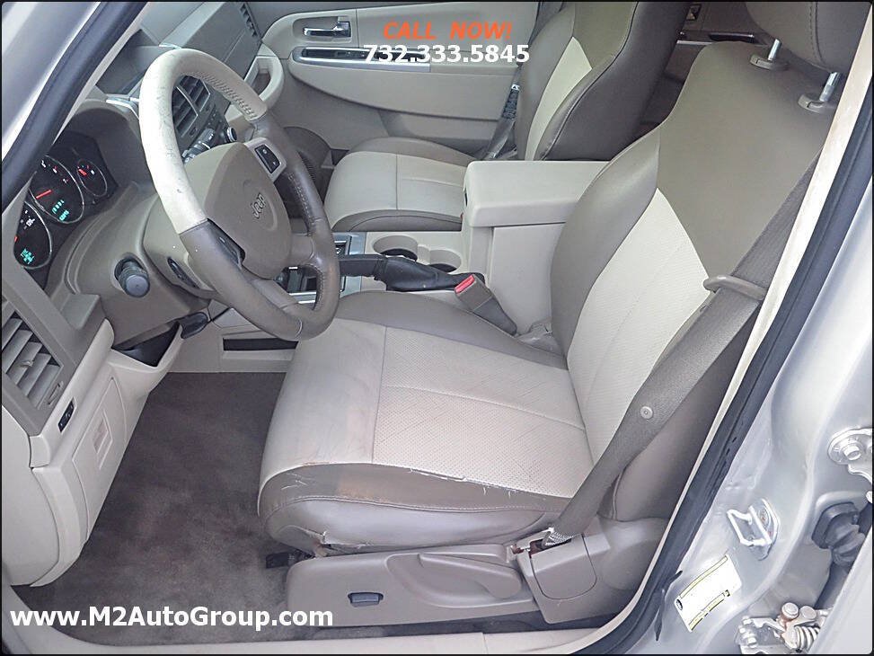 Used 2008 Jeep Liberty Limited w/ Premium Group AWD/4WD image 14