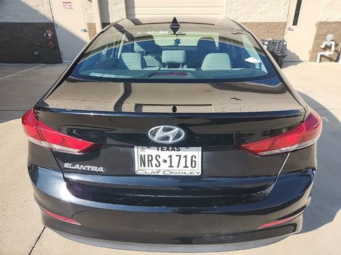 Used 2018 Hyundai Elantra SEL image 16