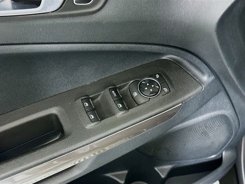 Used 2018 Ford EcoSport SE FWD image 15