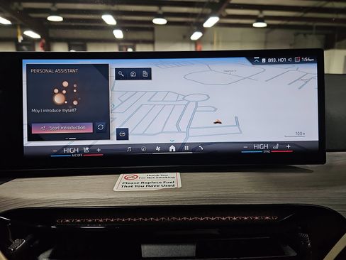 Certified 2025 BMW 330i Sedan w/ Premium Package image 22