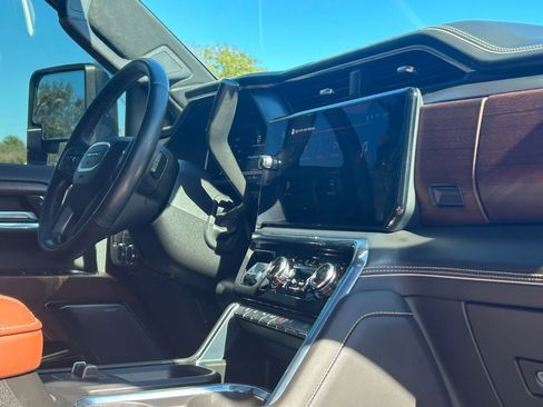 Used 2024 GMC Sierra 2500 Denali Ultimate w/ Max Trailering Package image 29
