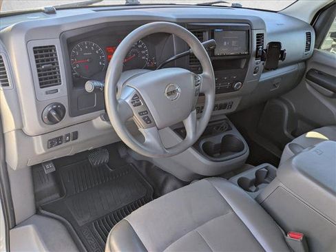 Used 2021 Nissan NV 2500 SV image 10