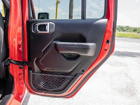 Used 2021 Jeep Wrangler Unlimited Sport AWD/4WD image 14