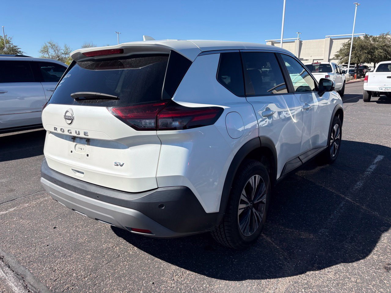 Certified 2023 Nissan Rogue SV FWD image 5