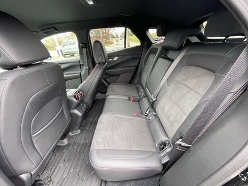 Certified 2024 Chevrolet Blazer EV RS image 34