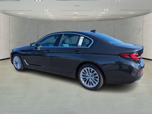 Used 2022 BMW 530i xDrive image 5