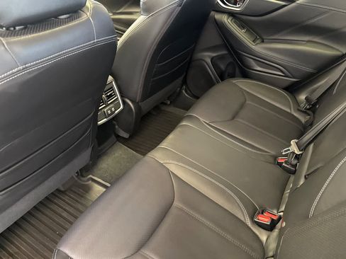 Used 2019 Subaru Forester Limited image 12