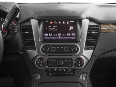 Used 2016 GMC Yukon Denali w/ Open Road Package image 13