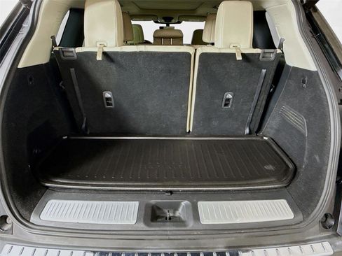 Used 2022 INFINITI QX60 Luxe w/ Vision Package image 19