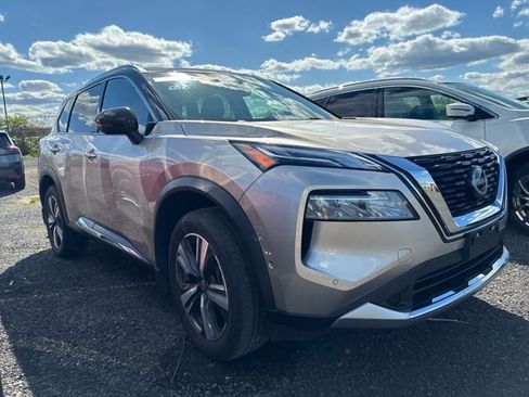 Certified 2023 Nissan Rogue Platinum w/ Platinum Premium Package AWD/4WD image 3