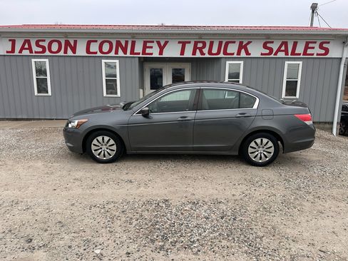 Used 2010 Honda Accord LX image 1