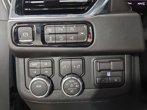 New 2026 GMC Yukon Elevation w/ Elevation Premium Package image 30