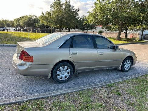 Used 2001 Toyota Avalon XL image 5