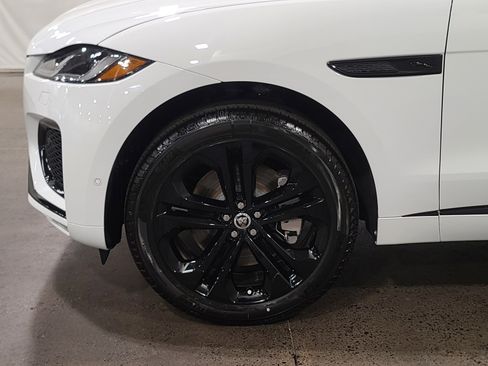 New 2026 Jaguar F-PACE R-Dynamic S image 10