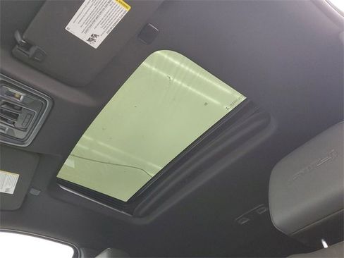 Used 2022 GMC Sierra 1500 AT4 w/ AT4 Premium Package image 18