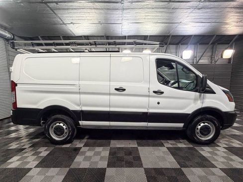 Used 2019 Ford Transit 250 130 Low Roof image 9
