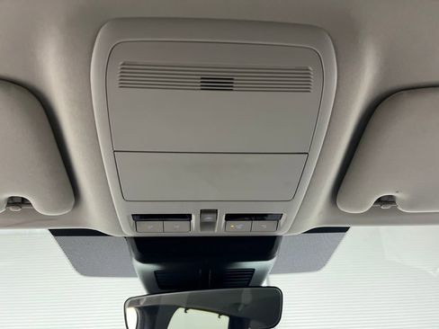 Used 2025 MAZDA CX-70 3.3 Turbo w/ Preferred Package image 60