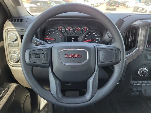 New 2025 GMC Sierra 3500 Pro image 24