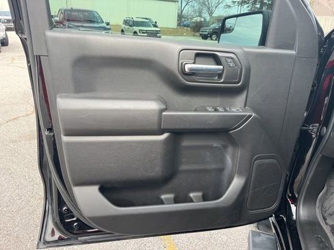 Used 2022 Chevrolet Silverado 1500 Custom w/ LPO, Dark Essentials Package image 8