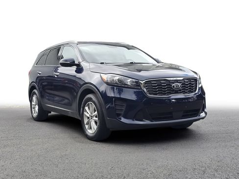 Used 2020 Kia Sorento LX w/ LX I4 Convenience Package FWD image 1