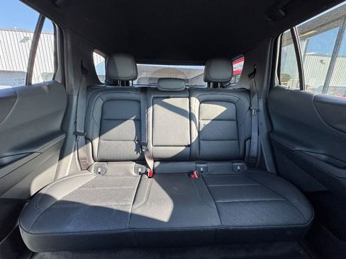 Used 2025 Chevrolet Equinox LT w/ Convenience Package II image 9