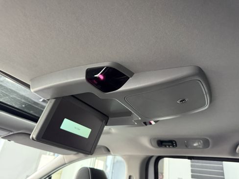 Used 2023 Honda Odyssey Touring image 22