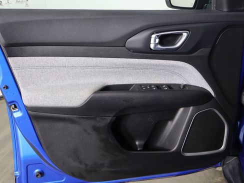 Used 2022 Jeep Compass Latitude image 19