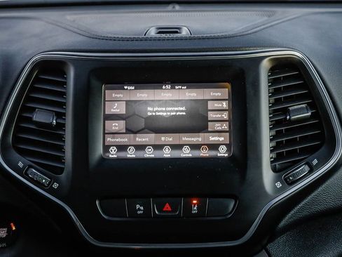 Certified 2021 Jeep Cherokee Latitude Plus image 14