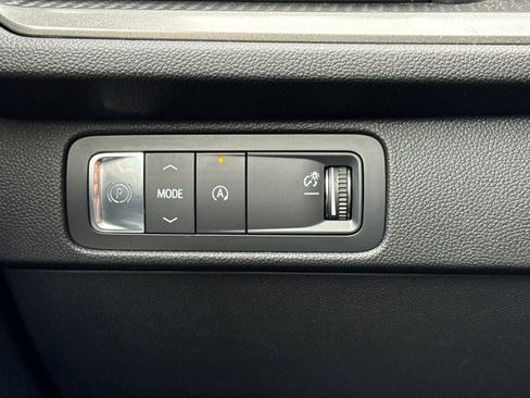 Certified 2024 Chevrolet Traverse LT image 31