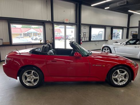 Used 2000 Honda S2000 image 23