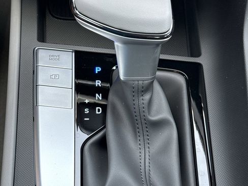 New 2026 Hyundai Elantra Sport FWD image 25