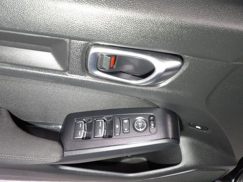 Used 2025 Honda Civic LX image 9