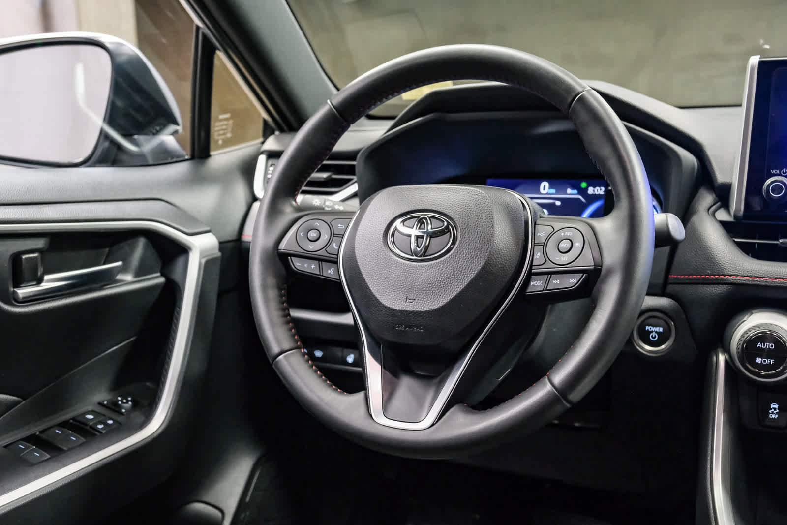 Used 2024 Toyota RAV4 SE w/ Weather & Moonroof Package AWD/4WD image 19