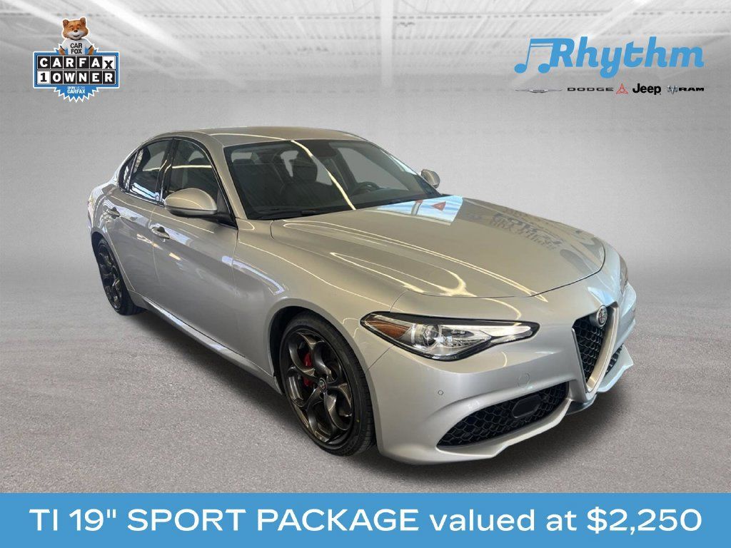 Used 2017 Alfa Romeo Giulia Ti w/ TI 19" Sport Package RWD image 1