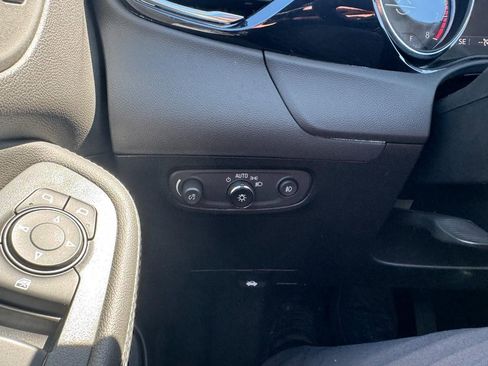 Used 2023 Buick Encore GX Select image 24