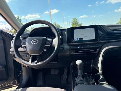 Used 2026 Toyota Camry LE FWD image 20